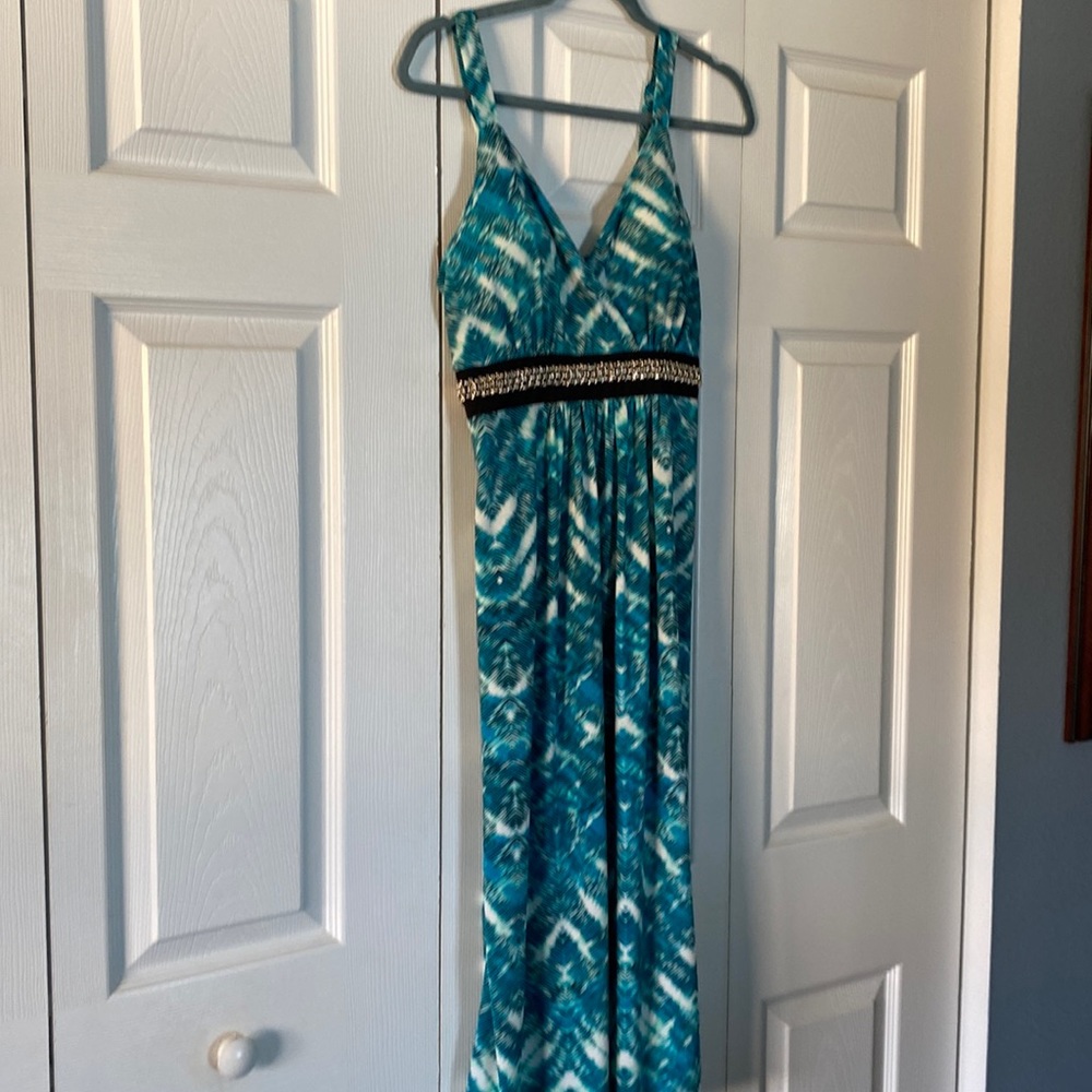 Lovely flowy tropical dress sz Med